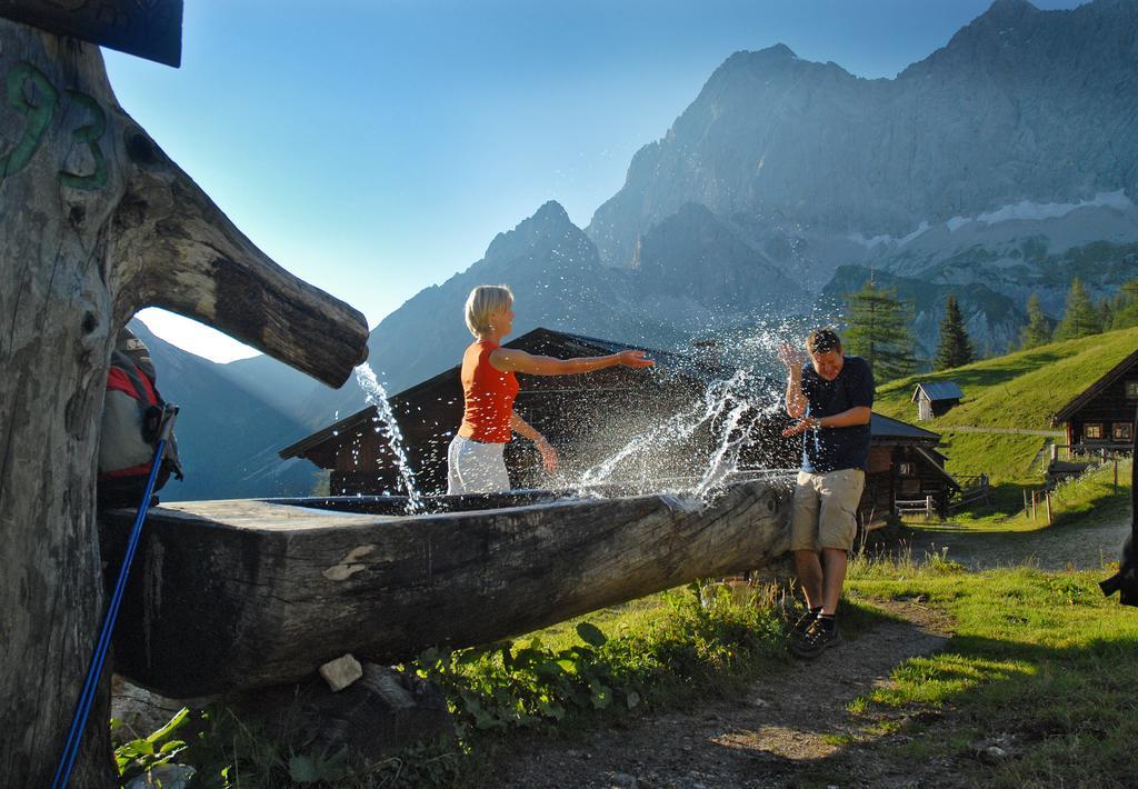Bio-Holzhaus Und Landhaus Heimat 람자우 암 다흐스타인 외부 사진