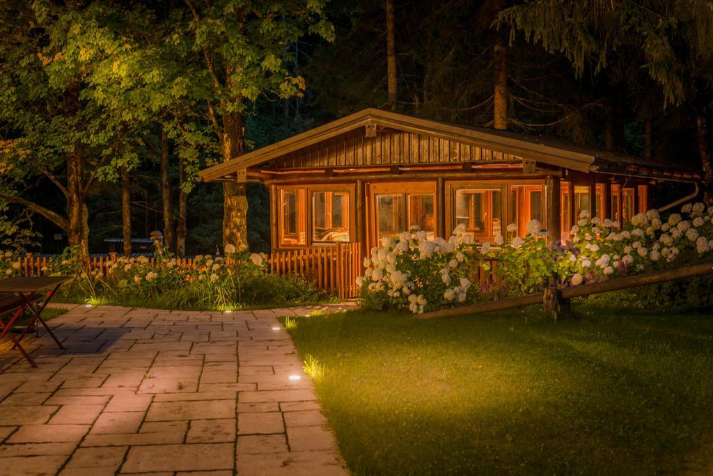 Bio-Holzhaus Und Landhaus Heimat 람자우 암 다흐스타인 외부 사진