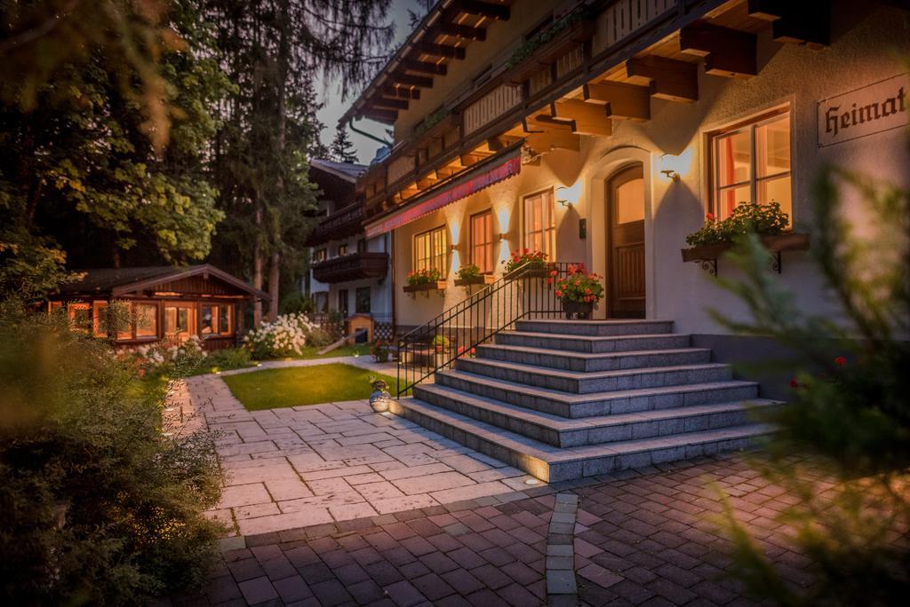 Bio-Holzhaus Und Landhaus Heimat 람자우 암 다흐스타인 외부 사진